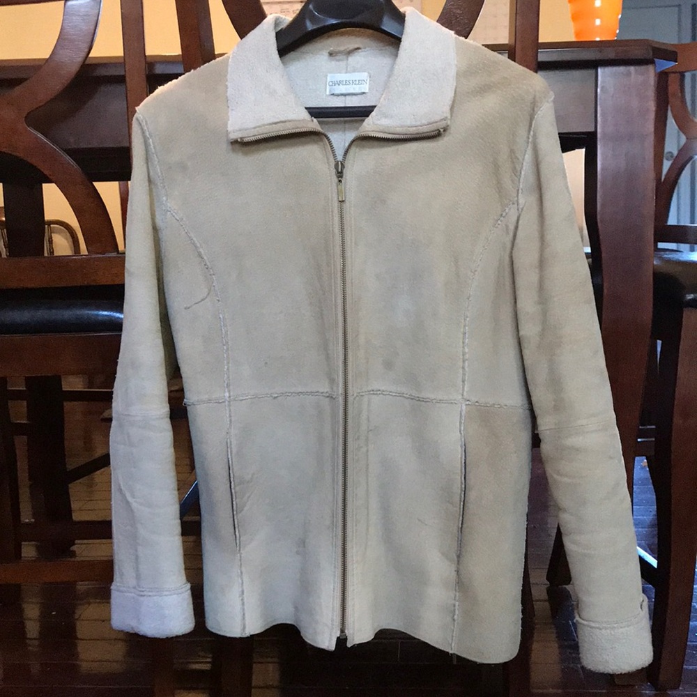 Beautiful suede jacket!